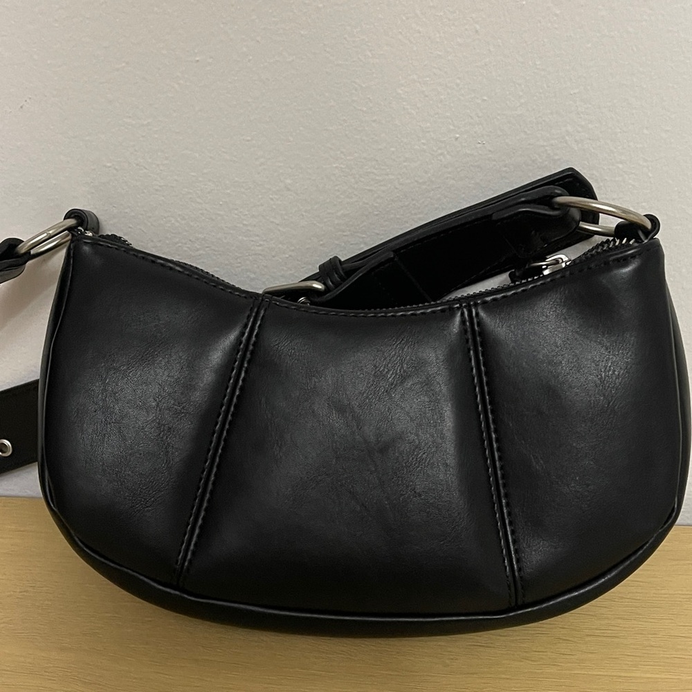 Lucky Brand Black Leather Shoulder Bag - Picture 5 of 10